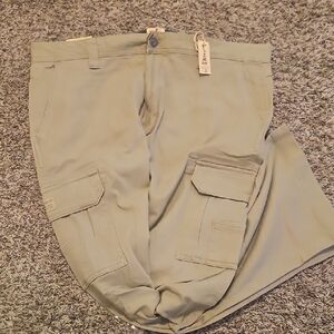 Men's Red Head Flex Fit Cargo Pants in Khaki